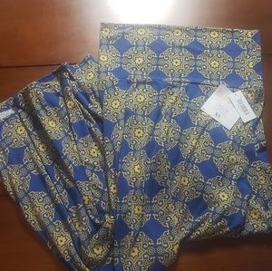 Lularoe Maxi Skirt NWT XS/S Navy and tan green